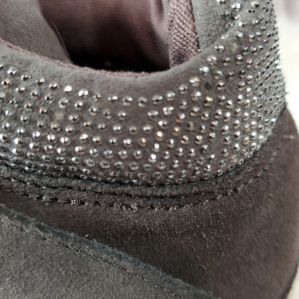 Nine West Gray and Silver Leather Wedge Sneakers Size 8